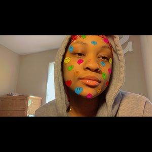 Meet your Posher, Naysha